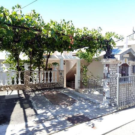 קריקווניצה Marijan Apartments מראה חיצוני תמונה